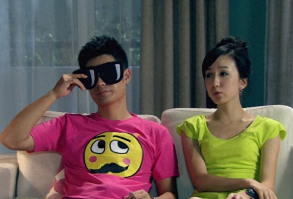 陈赫空降娄艺潇直播间变身“榜一”，“贤菲CP”重燃青春怀旧热焰！